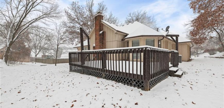 Homes for Sale in Kansas City, MO 64151 | 4114 NW 73rd Street