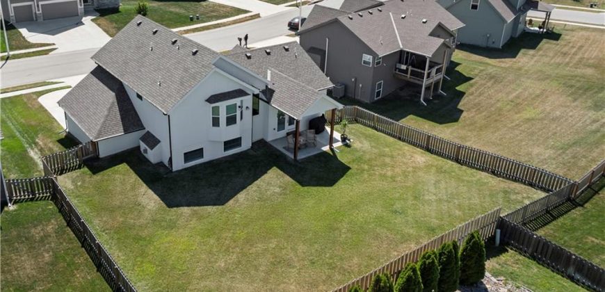 Homes for Sale in Kansas City, MO 64156 | 6008 NE 119th Street