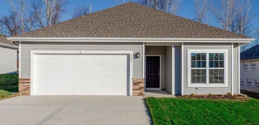 Homes for Sale in Kansas City, MO 64163 | 12218 N Rhode Court