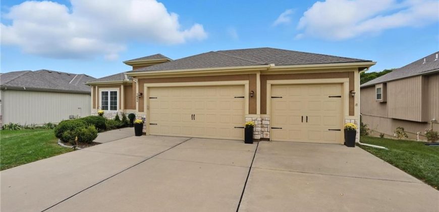 Homes for Sale in Kansas City, MO 64119 | 7844 N Walrond Avenue