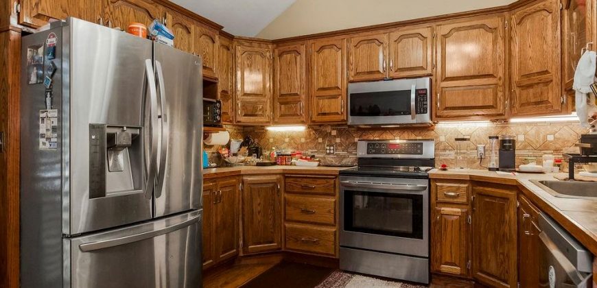 Homes for Sale in Kearney, MO 64060 | 808 E 16TH Street