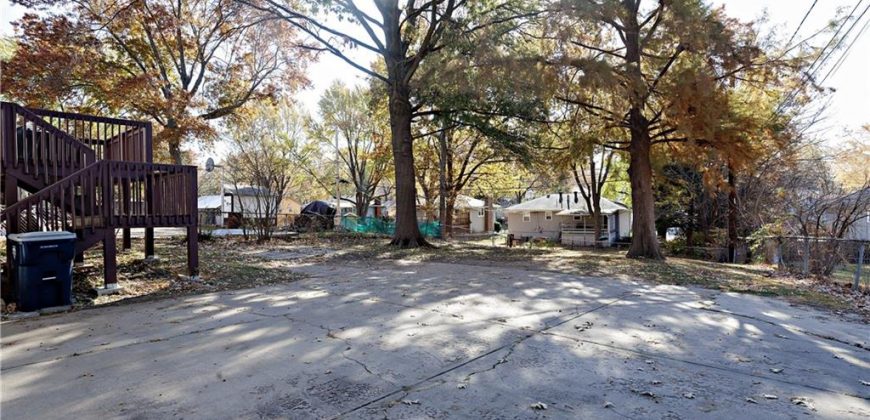 Homes for Sale in Kansas City, MO 64152 | 6927 NW 76th Terrace