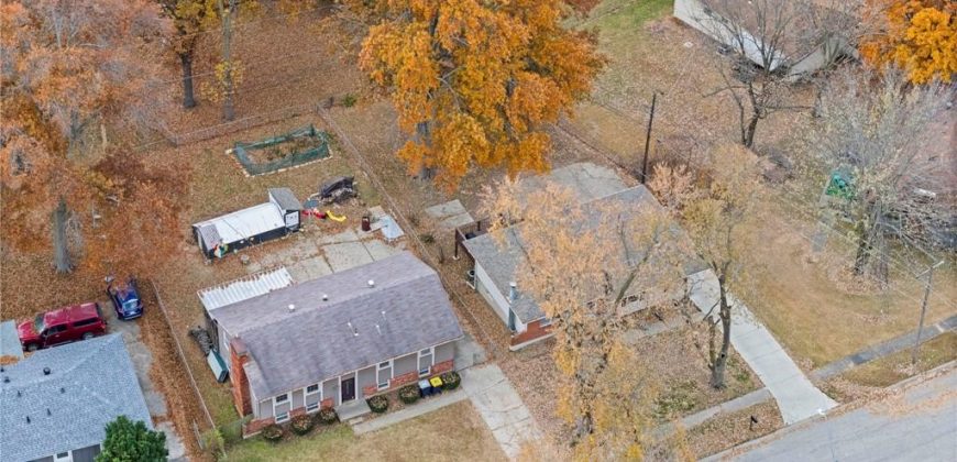 Homes for Sale in Kansas City, MO 64152 | 6927 NW 76th Terrace