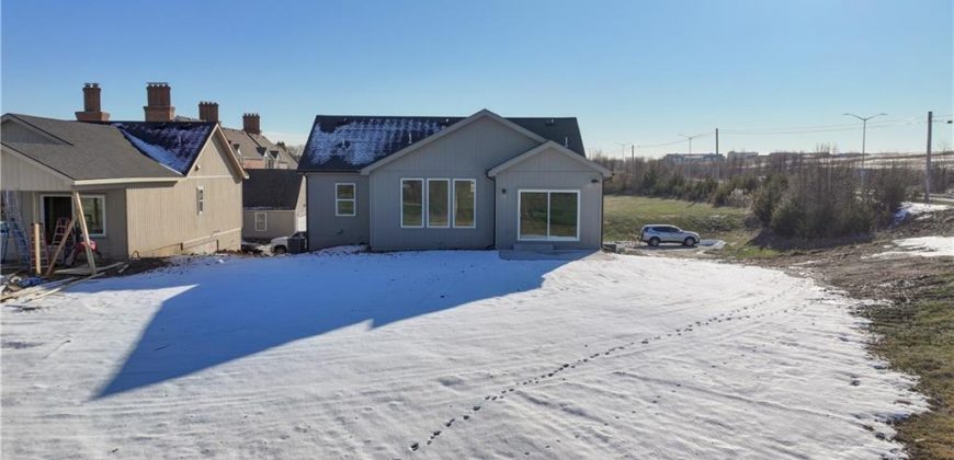 Homes for Sale in Kansas City, MO 64153 | 6500 NW 98th Street