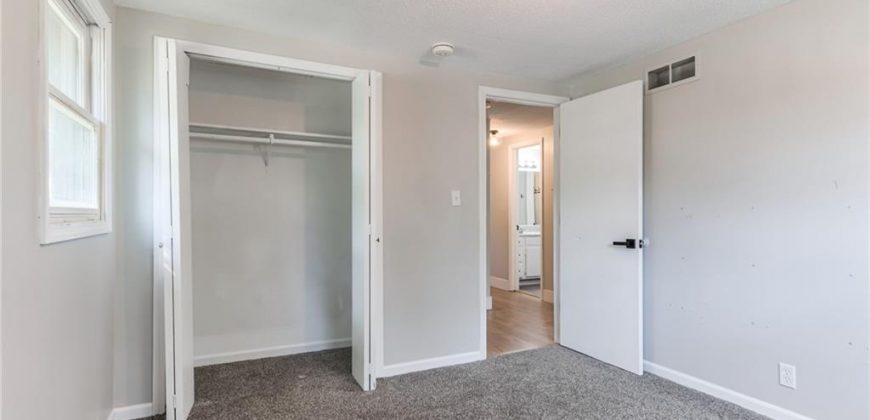 Homes for Sale in Kansas City, MO 64151 | 5018 NW Huonker Road