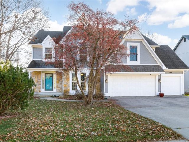 Homes for Sale in Kansas City, MO 64119 | 2605 NE 78th Street