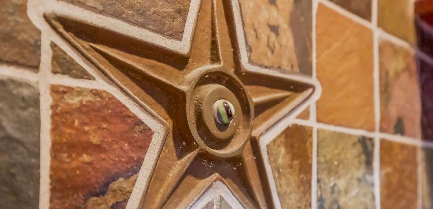 Homes for Sale in Lake Waukomis, MO 64151 | 779 NW SOUTH SHORE Drive