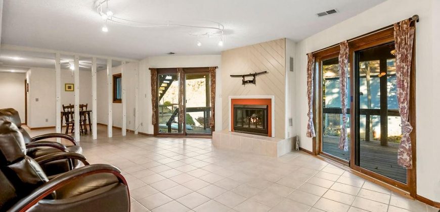 Homes for Sale in Lake Waukomis, MO 64151 | 779 NW SOUTH SHORE Drive