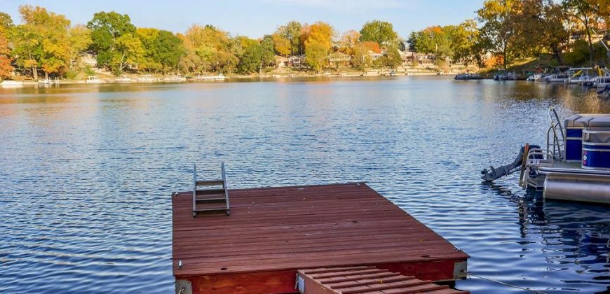 Homes for Sale in Lake Waukomis, MO 64151 | 779 NW SOUTH SHORE Drive