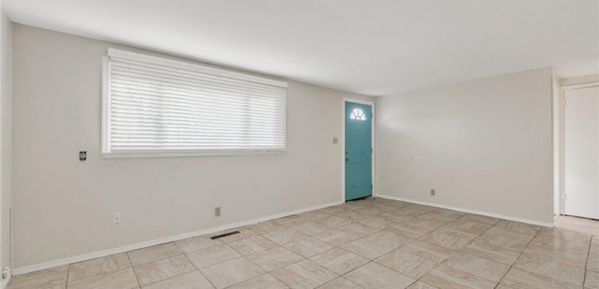 Homes for Sale in Kansas City, MO 64118 | 200 NW 63rd Terrace