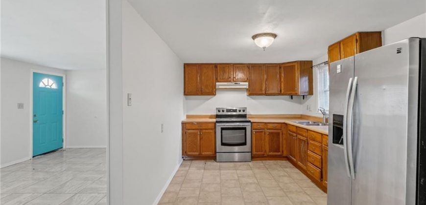 Homes for Sale in Kansas City, MO 64118 | 200 NW 63rd Terrace