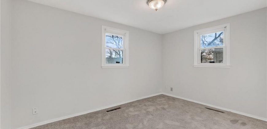 Homes for Sale in Kansas City, MO 64118 | 200 NW 63rd Terrace