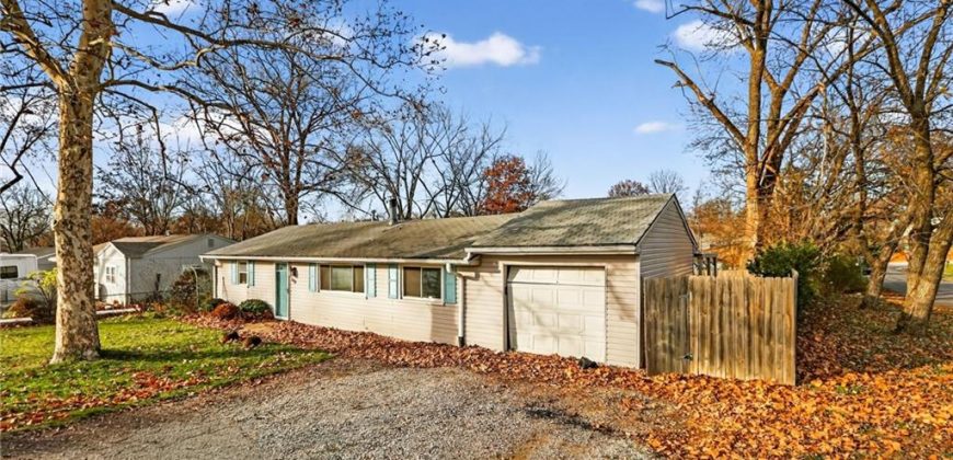 Homes for Sale in Kansas City, MO 64118 | 200 NW 63rd Terrace