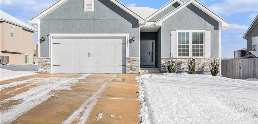 Homes for Sale in Kansas City, MO 64154 | 3922 NW 96th Street