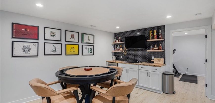 Homes for Sale in Kansas City, MO 64154 | 3922 NW 96th Street