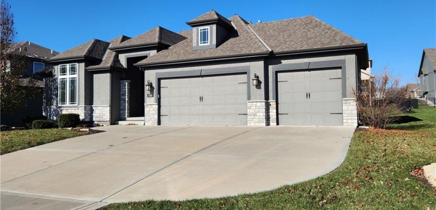 Homes for Sale in Kansas City, MO 64153 | 8140 NW 90th Street