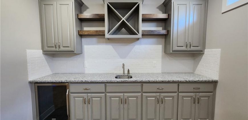 Homes for Sale in Kansas City, MO 64153 | 8140 NW 90th Street