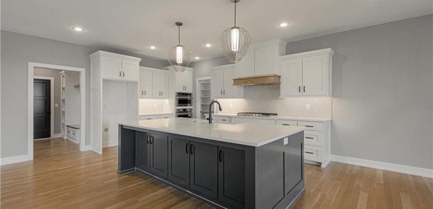 Homes for Sale in Kearney, MO 64060 | 2318  Larkspur Lane