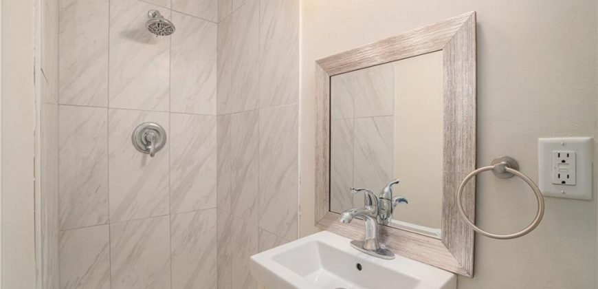 Homes for Sale in Kansas City, MO 64116 | 915 NE 44th Street