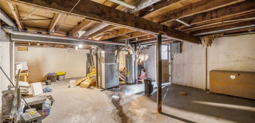 Homes for Sale in Kansas City, MO 64116 | 915 NE 44th Street