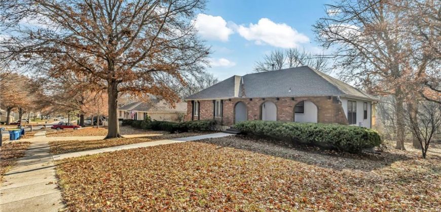 Homes for Sale in Liberty, MO 64068 | 1007  Wyckwood Drive