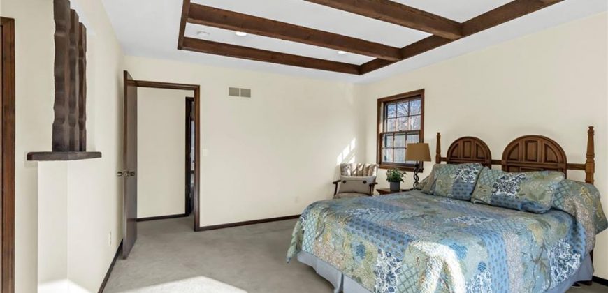 Homes for Sale in Liberty, MO 64068 | 1007  Wyckwood Drive