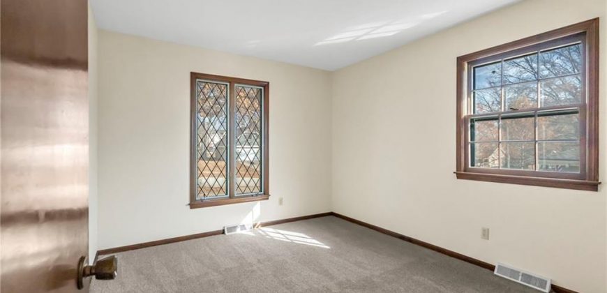 Homes for Sale in Liberty, MO 64068 | 1007  Wyckwood Drive