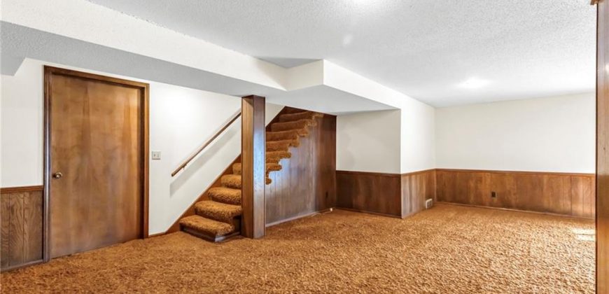 Homes for Sale in Liberty, MO 64068 | 1007  Wyckwood Drive