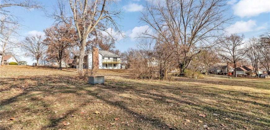 Homes for Sale in Liberty, MO 64068 | 1007  Wyckwood Drive