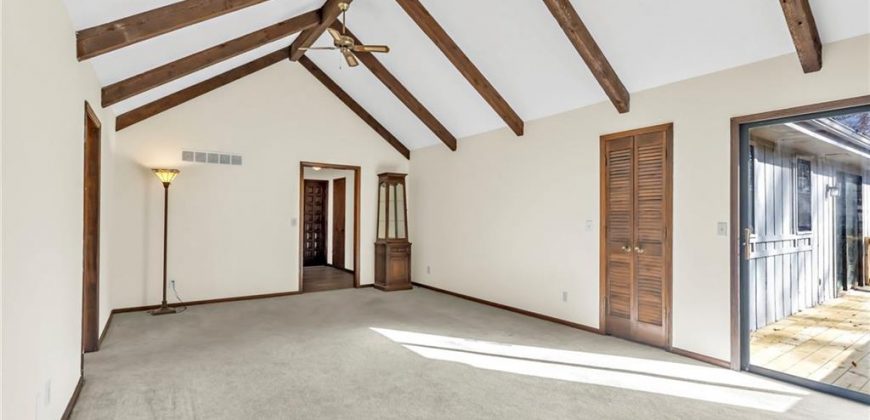 Homes for Sale in Liberty, MO 64068 | 1007  Wyckwood Drive