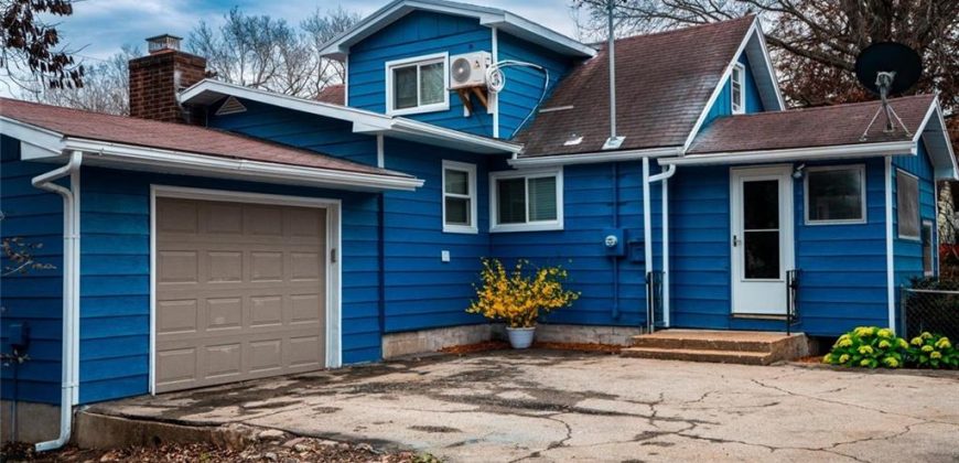 Homes for Sale in Liberty, MO 64068 | 320 N Fairview Avenue