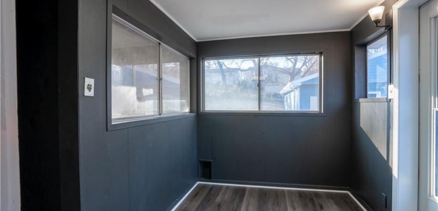 Homes for Sale in Liberty, MO 64068 | 320 N Fairview Avenue