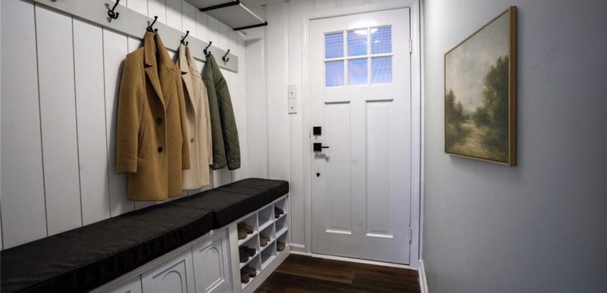 Homes for Sale in Liberty, MO 64068 | 320 N Fairview Avenue