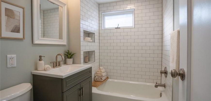 Homes for Sale in Liberty, MO 64068 | 320 N Fairview Avenue