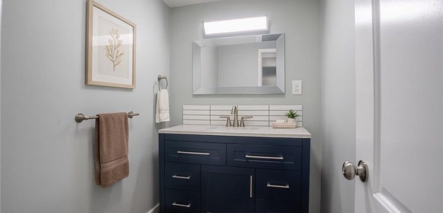 Homes for Sale in Liberty, MO 64068 | 320 N Fairview Avenue