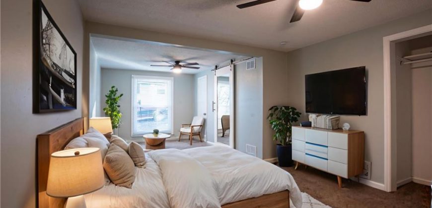 Homes for Sale in Liberty, MO 64068 | 320 N Fairview Avenue