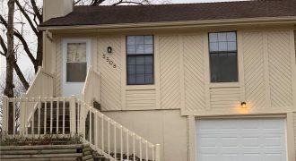 Homes for Sale in Parkville, MO 64152 | 5508 NW Homer White Road