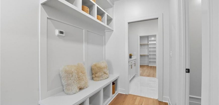 Homes for Sale in Parkville, MO 64152 | 9815  Ambrosia Lane