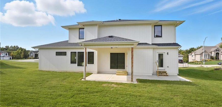 Homes for Sale in Parkville, MO 64152 | 9785  Ambrosia Lane