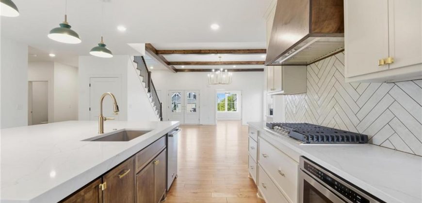 Homes for Sale in Parkville, MO 64152 | 9785  Ambrosia Lane