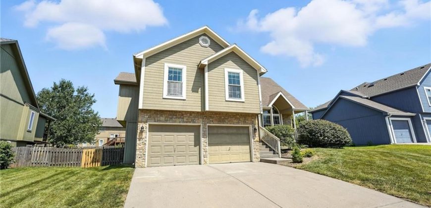 Homes for Sale in Kansas City, MO 64157 | 8002 NE 111th Terrace