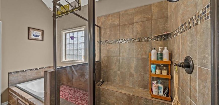 Homes for Sale in Kansas City, MO 64154 | 5700 NW 92nd Terrace