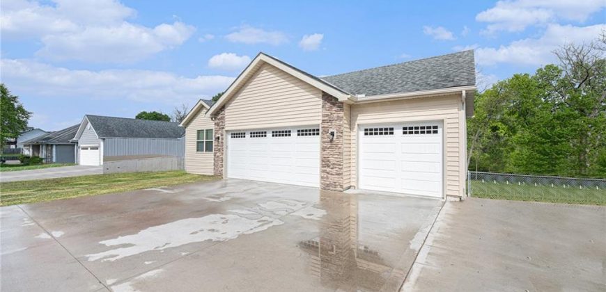 Homes for Sale in Kansas City, MO 64119 | 4845 NE Antioch Road