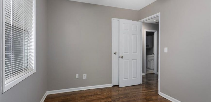 Homes for Sale in Kansas City, MO 64119 | 5876 N Oakley Avenue