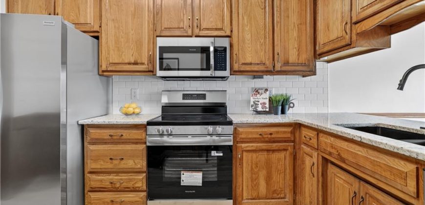 Homes for Sale in Kansas City, MO 64151 | 6305 NW 82nd Court