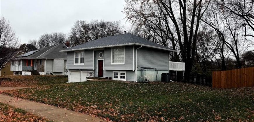 Homes for Sale in Pleasant Valley, MO 64068 | 7104  Michael Lane