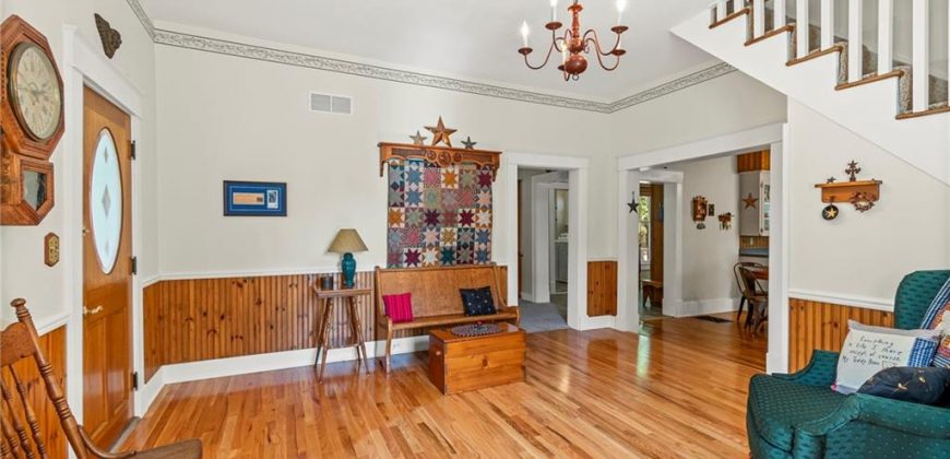 Homes for Sale in Liberty, MO 64068 | 324  Harrison Street