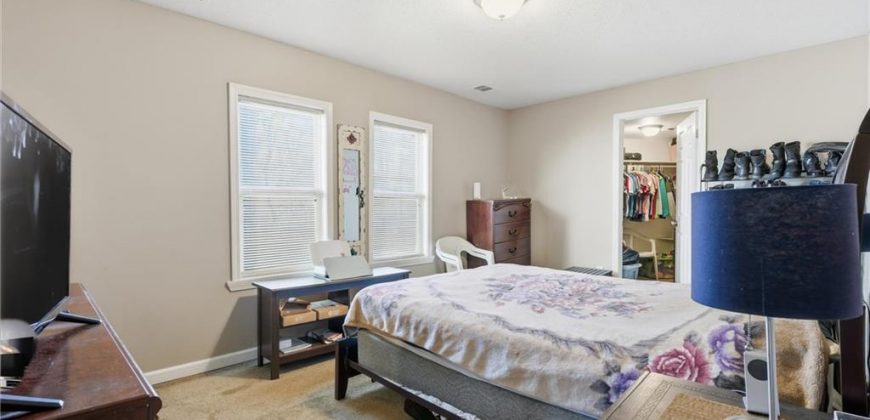 Homes for Sale in Kansas City, MO 64116 | 1005 NE 46th Street