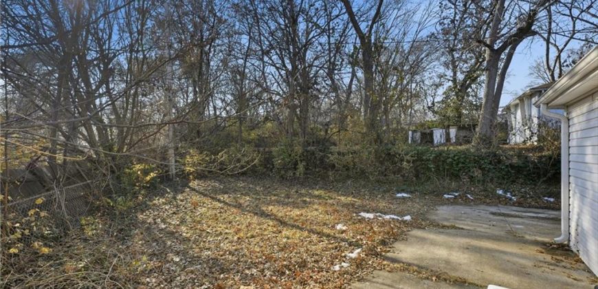 Homes for Sale in Kansas City, MO 64116 | 1005 NE 46th Street