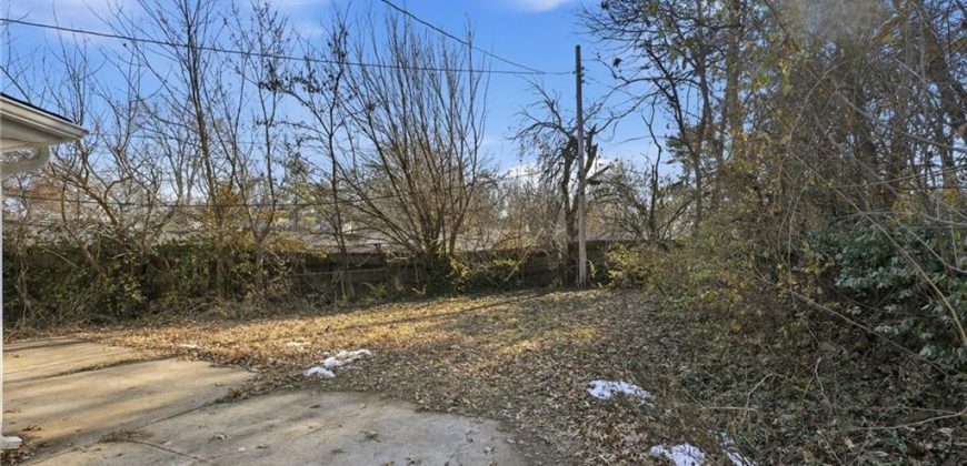 Homes for Sale in Kansas City, MO 64116 | 1005 NE 46th Street